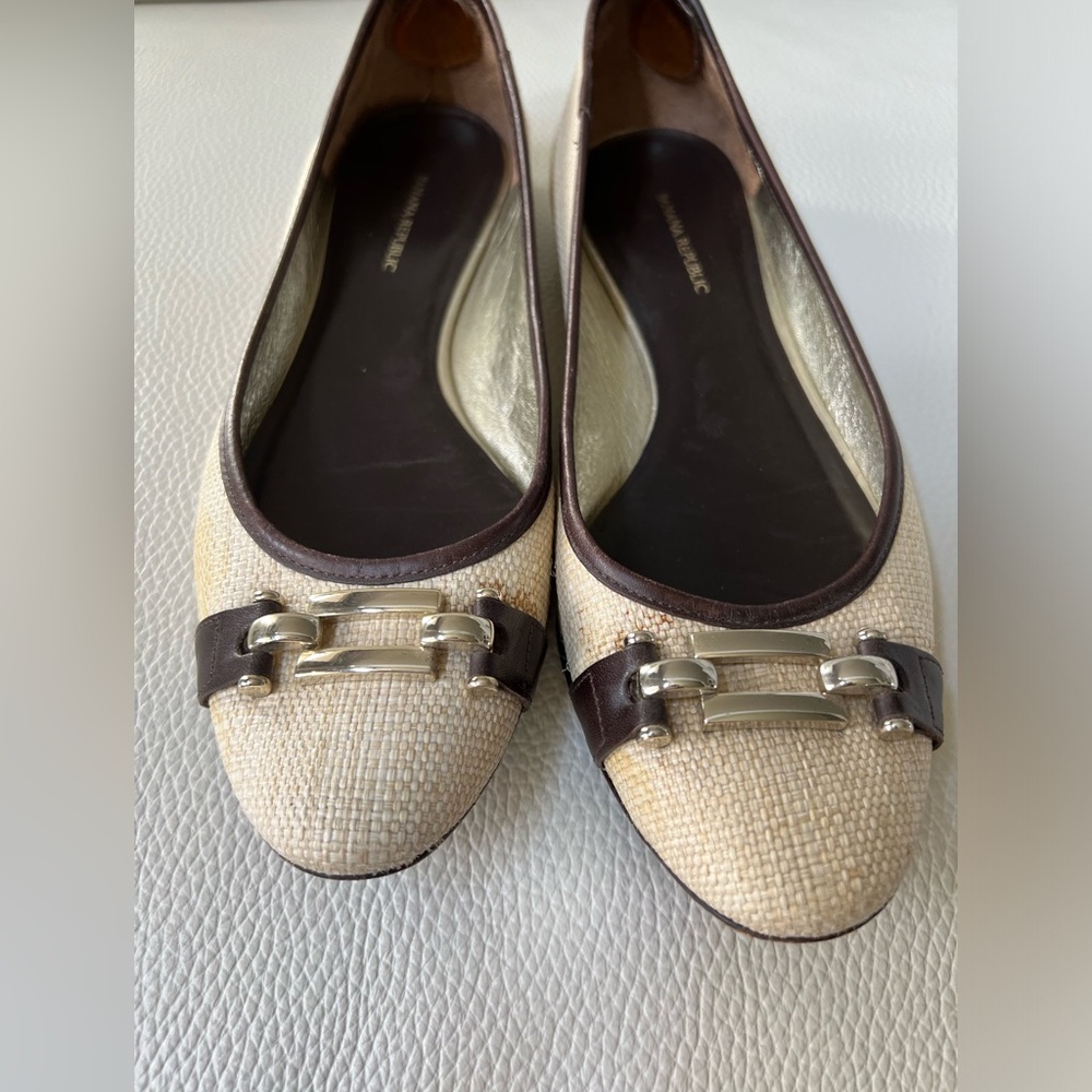 Banana republic flats